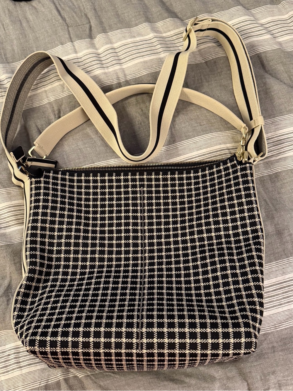 Rothy’s mini zip bucket